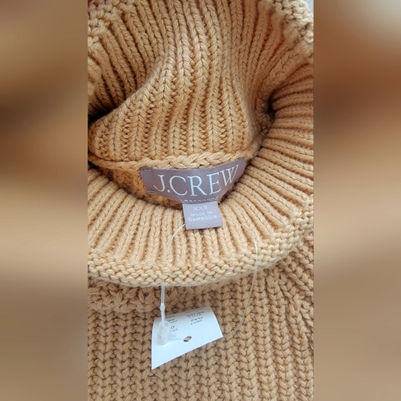 NWT J. Crew Relaxed Rollneck sweater, XXS - Picture 7 of 8